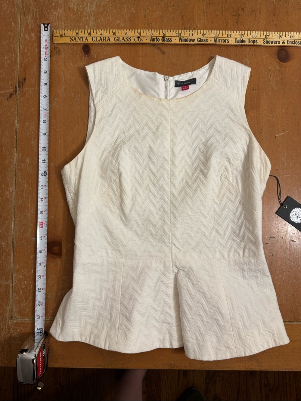 Vince Camuto Cream Textured Sleeveless Peplum Tank